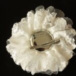 bolletje broche
