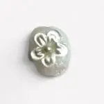 Curlie bloem met parel – licht ivoor (3 cm)