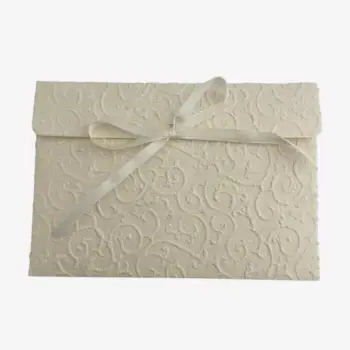Envelop Elegance