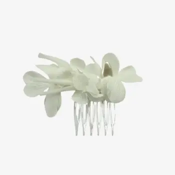 Fantasie Bloemenkam met Parelaccent
