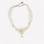 Ketting ‘Magnolia’ – Organza & Satijnkoord met Wilde Parel en Swarovski