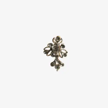 Oorbellen Granada – Zilverkleurige stekertjes met strass en hangertje (2,5 cm)