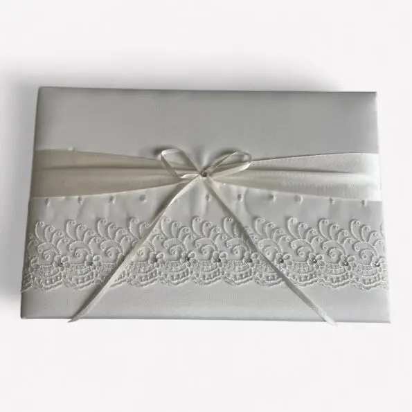 gastenboek organza kant 1