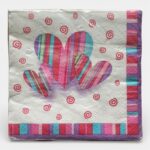 Servetten kleurrijke hartjes – 33 × 33 cm (20 stuks)