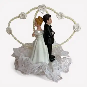 Taarttopper bruidspaar rug aan rug met hart – 16 cm